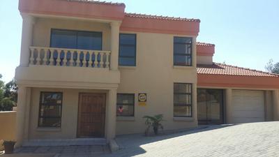House For Rent in Winchester Hills, Johannesburg
