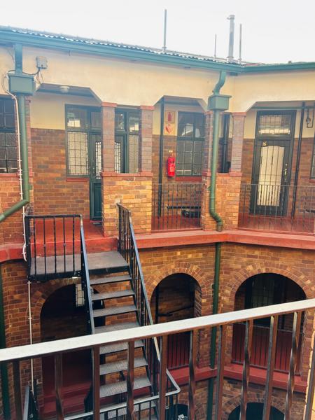 Apartment / Flat For Rent in Kensington, Johannesburg
