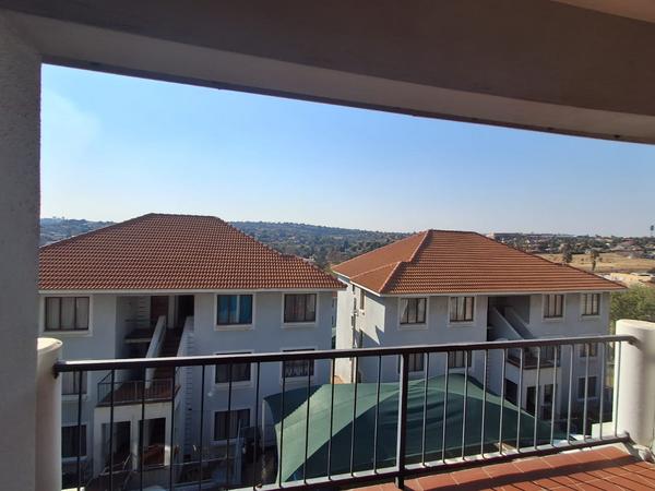 Apartment / Flat For Rent in Winchester Hills, Johannesburg